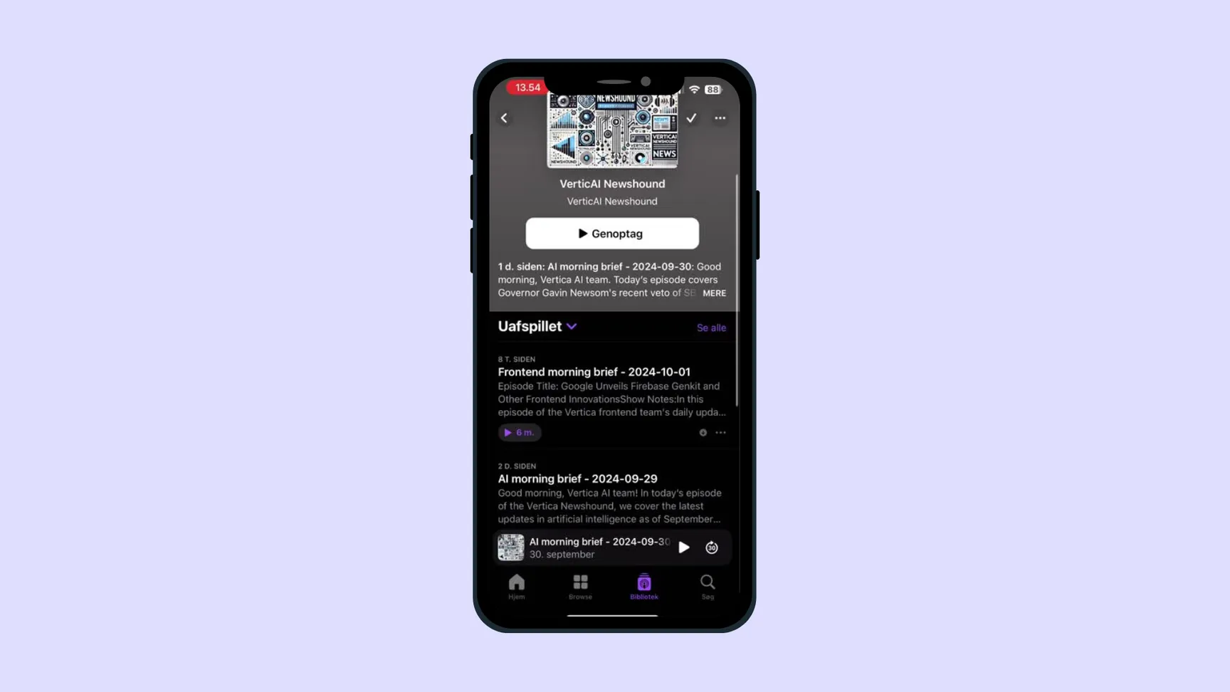 Skærmbillede af en mobiltelefonvisning med appen 'VerticAl Newshound', der viser episodedetaljer og mulighed for at genoptage et podcast-afsnit om AI og nyheder.