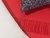 Close up af to puder og et rødt tæppe fra Kvadrats digitale salgskanaler til B2B