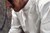 Mand i hvid kokkeskjorte fra Kentaurs B2B webshop