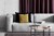 Grå sofa, tæppe, purpurfarvet gardin og sofabord i rustik stue fra Kvadrats online B2B webshop